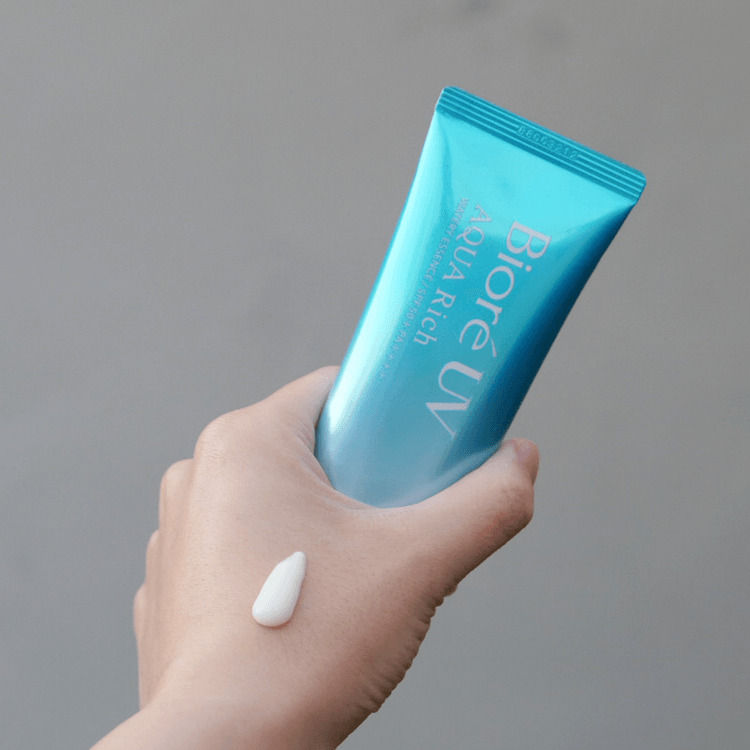 Biore UV Aqua Rich Watery Essence SPF50+ PA++++