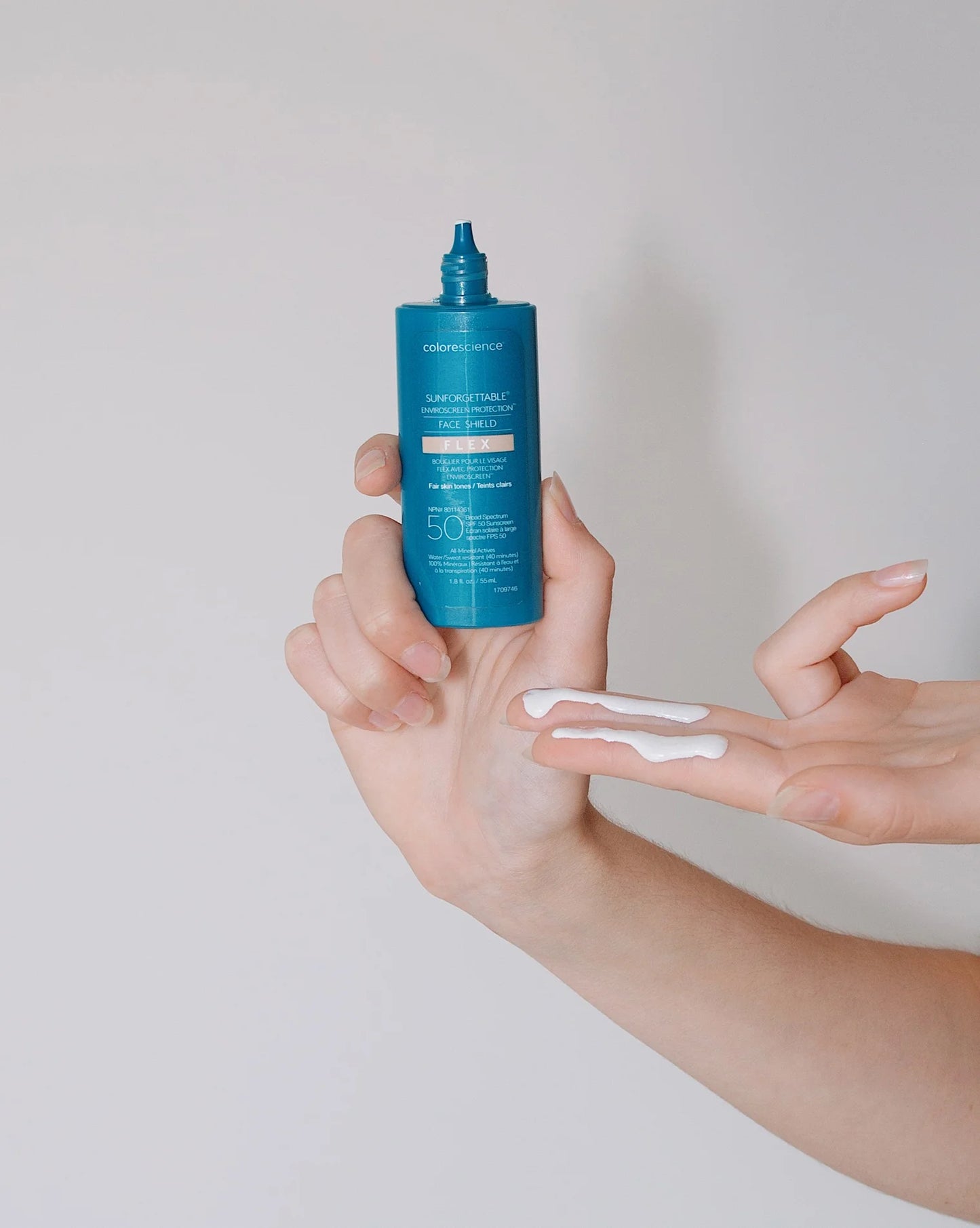 Colorescience Face Shield Flex con color SPF 50